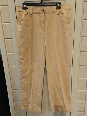 L.L.Bean Khaki Classic Fit Pants Sz 14